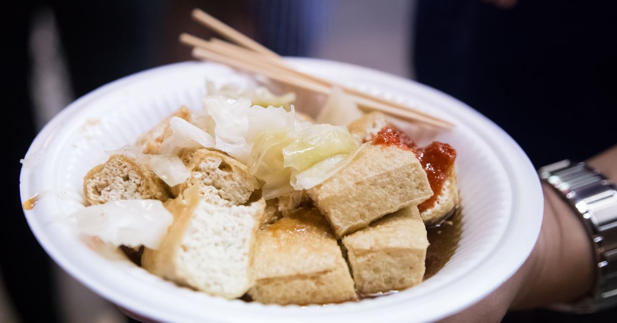 Taiwanese Stinky Tofu Touches Down on Montreal’s Shaughnessy Village